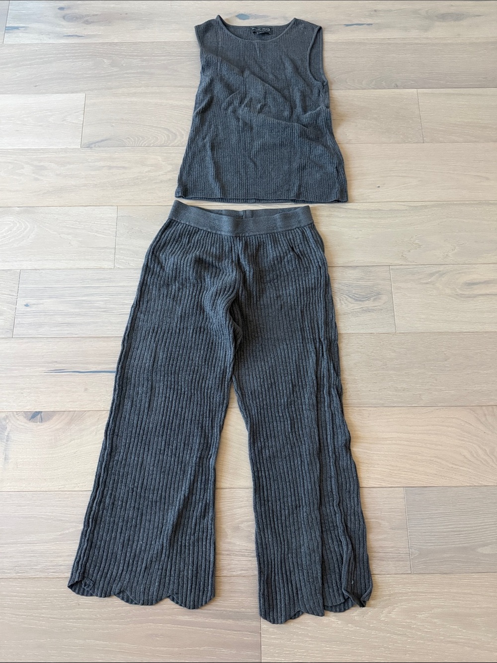 Barefoot Dreams Scalloped Ribbed Knit set- Charcoal